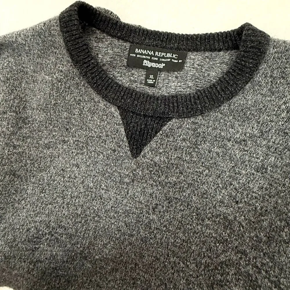 Banana Republic x Filpucci Wool Blend Charcoal Crew Neck Sweater. - US Men’s Siz